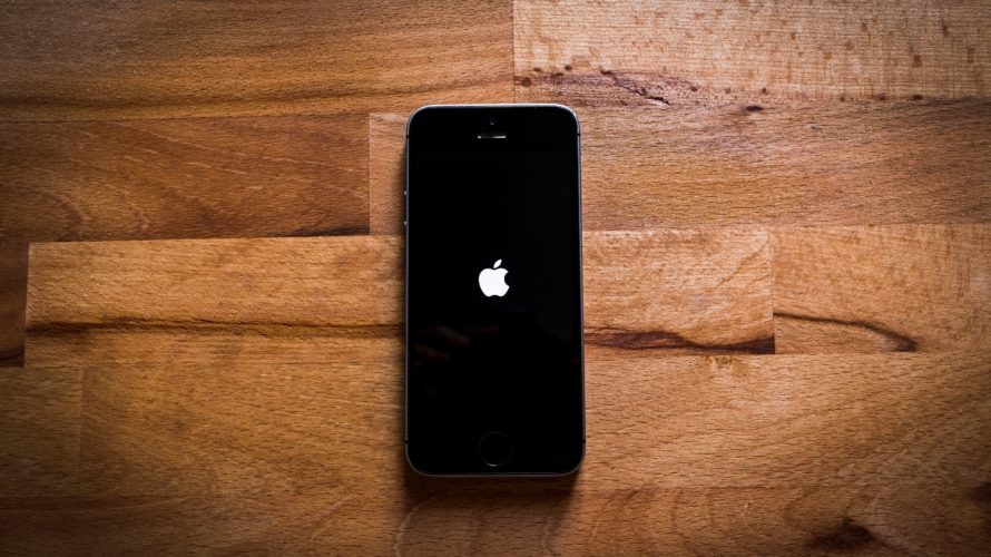 Appleが折り目がつかない特許を取得。折りたたみ式iPhone発売の可能性は?