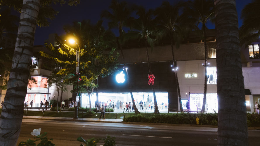 Apple Store、中国以外の全てで一時閉店。3月27日まで